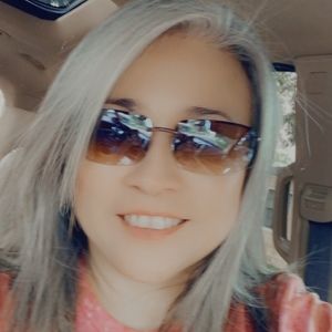 Meet your Posher, Renee